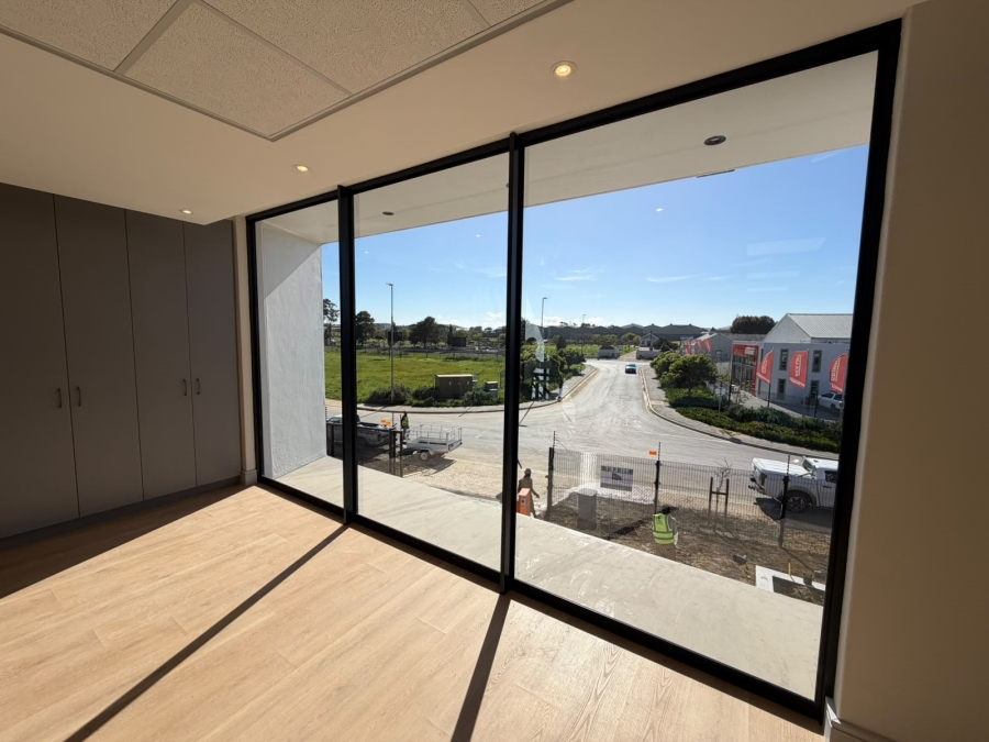 To Let Commercial Property for Rent in Fisantekraal Western Cape